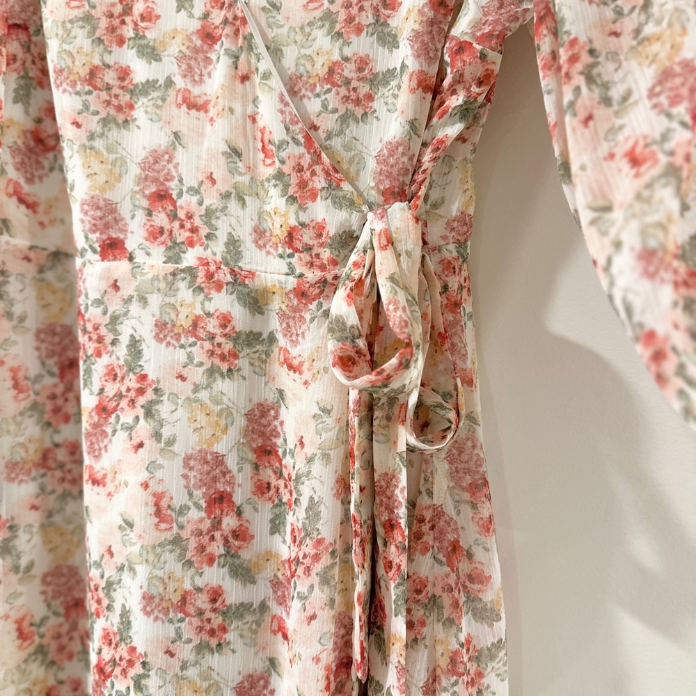 Lush Cream Long Sleeve Dress with Floral Design - Picture 5 of 9
